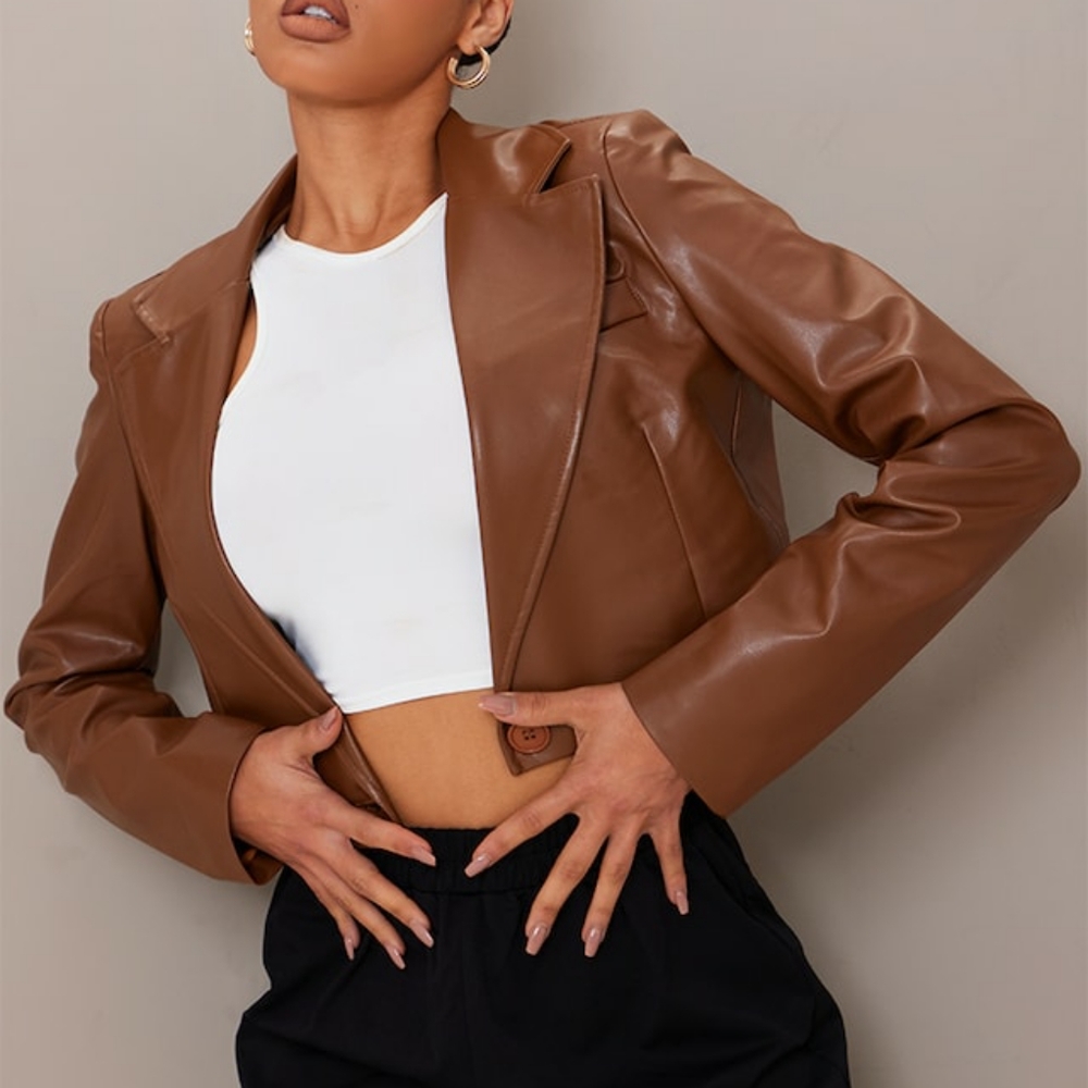 PrettyLittleThing Cropped, Shoulder Padded Blazer. Size 0